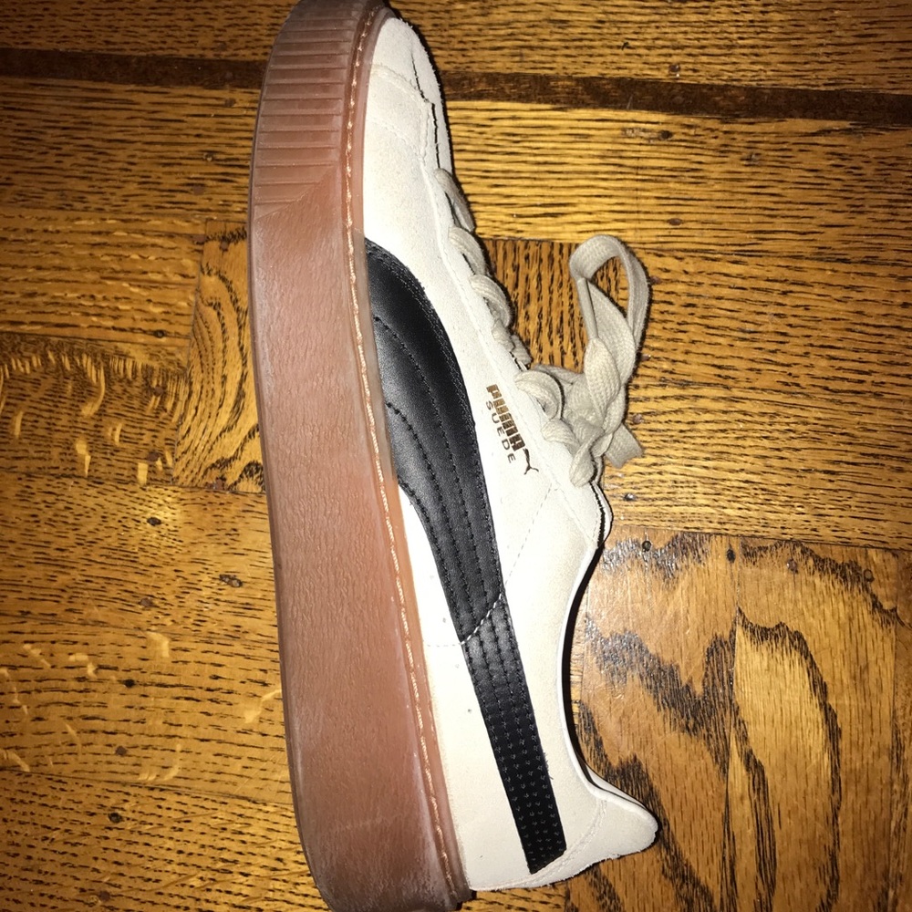 Puma Suede Platform-Women’s shoe